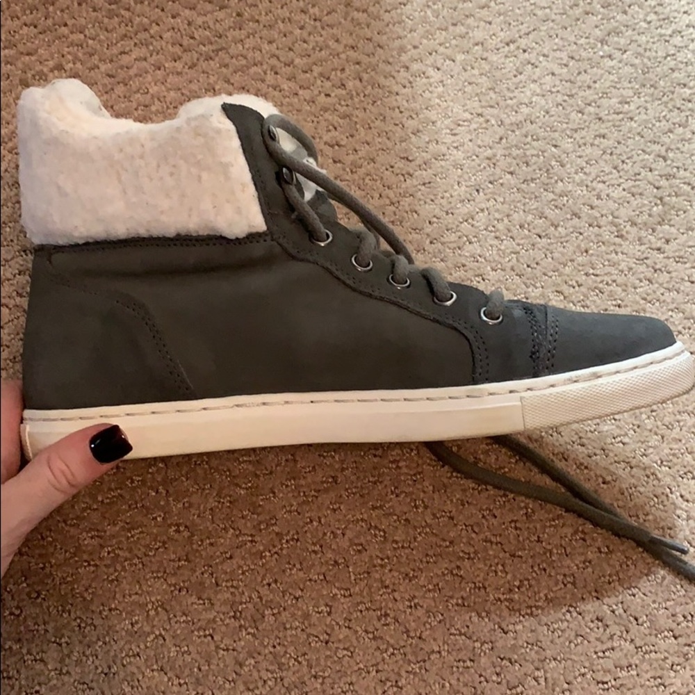 Splendid high tops with fur